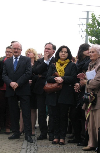 Popiersie Góreckiego odsłonięte