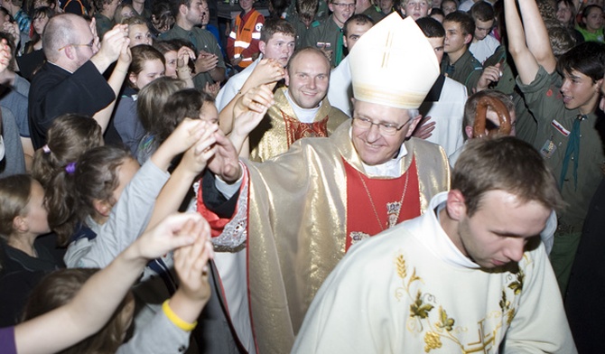 Mszę św. razem z biskupami diecezji koncelebrowało ponad 100 kapłanów