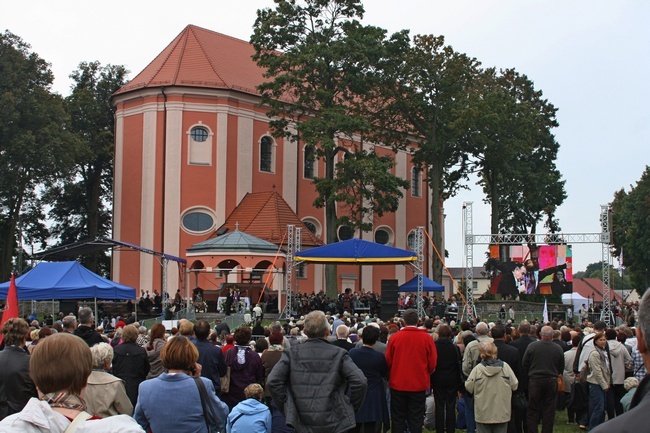 Przybywają do Matki