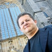 – Sądzę, że poznałem większość zakamarków świdnickiej katedry  – mówi Mariusz Barcicki