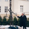 Andrzej Szczeklik przed swoją ukochaną kliniką