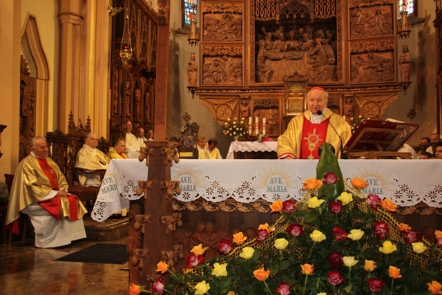 Dziękczynienie za patrona w wilamowickiej świątyni