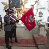  Patronem policji jest św. Michał Archanioł, którego wspomnienie liturgiczne było kilka dni przed pielgrzymką policjantów do Legnickiego Pola