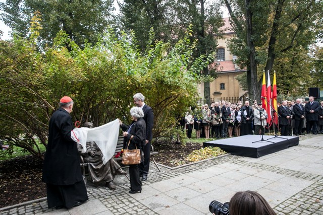 Ławeczka ks. Jana