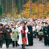  W tym roku w pielgrzymce wzięły udział delegacje z 56 parafii 