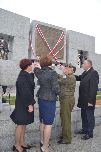 Odłonięcie Pomnika Poległych Harcerzy i Harcerek