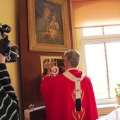 Abp Skworc poświęcił nową kaplicę w chorzowskim hospicjum