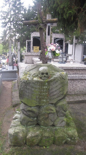 Cmentarz w Krzynowłodze Wielkiej