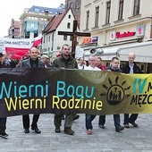 Udział w Marszu to również  odważne świadczenie o Chrystusie