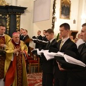 Sutanny poświęcił bp E. Frankowski