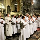 Większość lektorów zostanie niedługo posłanych również do pełnienia posługi akolity