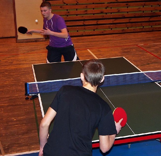 Diecezjalny ping pong w Płońsku