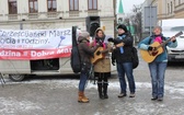 Cieszyniacy poszli w pochodzie dla rodziny