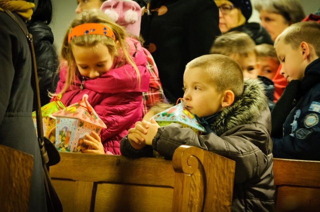 Roraty w parafii NMP Królowej Polski w Głogowie