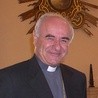 Abp Paglia: musimy leczyć rany