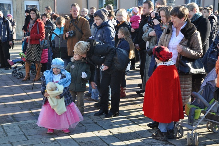 Orszak Trzech Króli w Brzesku cz. I