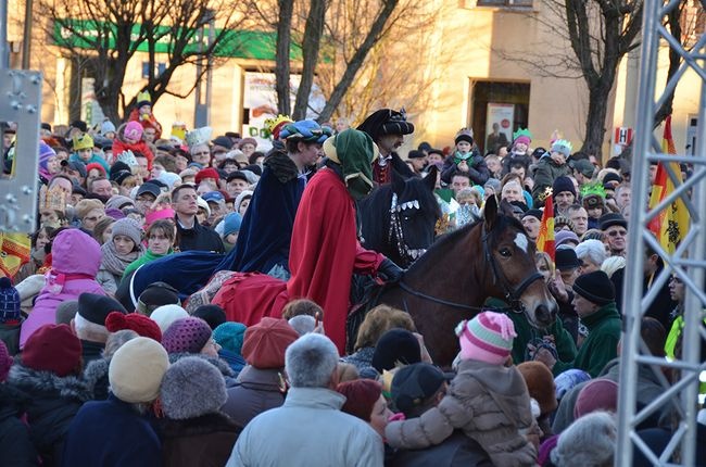 Orszak Trzech Króli w Ostrowcu 