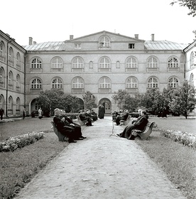 Dziedziniec KUL od zawsze był ulubionym miejscem studentów 