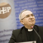 Kościół w Polsce otwarty na kontrolę ws. gender