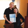 Małgorzata i Marcin Wypychowie od trzech lat mieszkają w Szkocji.  Ostatnio kiełbasa, którą zrobił Marcin, zdobyła tam II miejsce w kategorii wyrobów wędliniarskich 