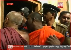 Sri Lanka: Buddyjscy mnisi atakują