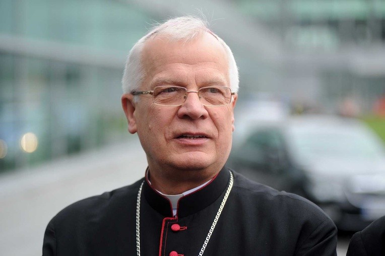 Abp Michalik osiągnął wiek emerytalny