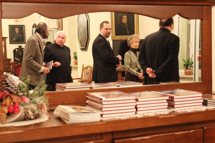 Artyści teatru u abp. Wojciecha Ziemby