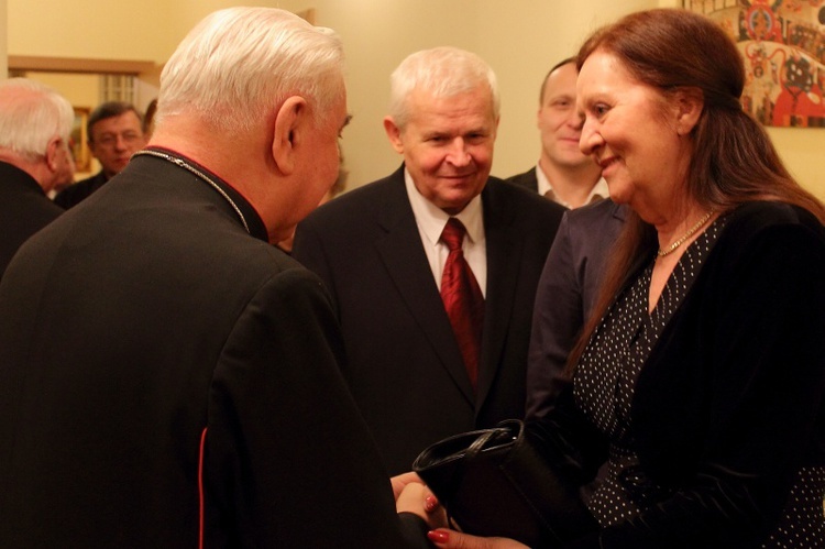 Artyści teatru u abp. Wojciecha Ziemby