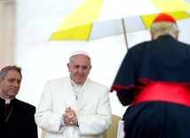 Papież przyjmie prezydenta Francji