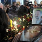 Ukraina: Pierwszy pogrzeb ofiary konfliktu z władzami