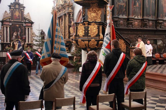 Msza i spotkanie opłatkowe byłych więźniów