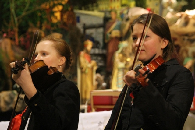 Koncert Józefa Skrzeka i górali dla Stecówki