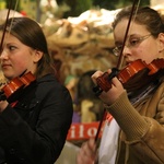 Koncert Józefa Skrzeka i górali dla Stecówki