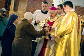 Mszy św. w konkatedrze św. Jakuba przewodniczył abp senior Edmund Piszcz