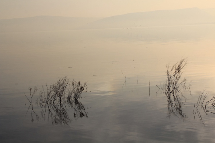 2. W Galilei, nad Jordanem, na Górze Tabor i na pustyni