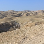 2. W Galilei, nad Jordanem, na Górze Tabor i na pustyni