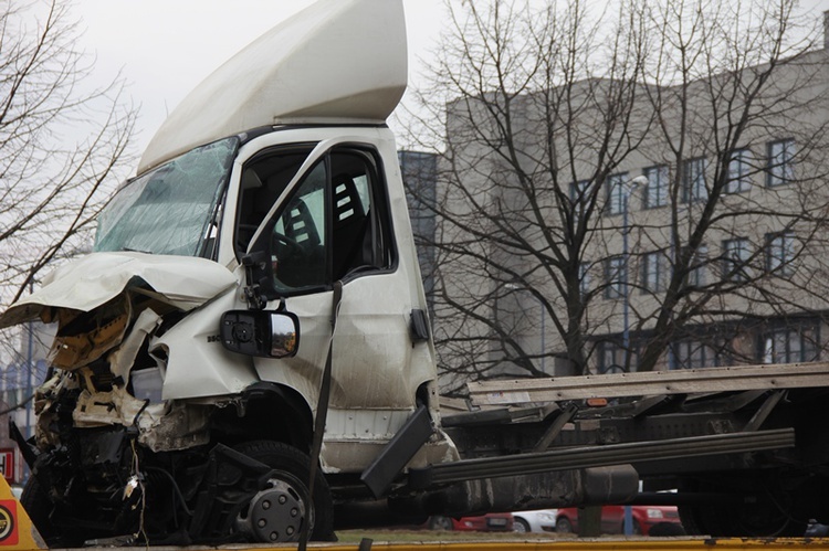 Wypadek autobusu w Katowicach