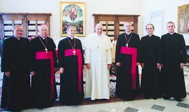 Papież Franciszek w ramach „ad limina” spotkał się z bp. Stefanem Regmuntem, bp. Tadeuszem Lityńskim, bp. Pawłem Sochą. Delegacji biskupów towarzyszyli:  ks. Janusz Malski, ks. Rafał Szwaja i ks. Piotr Bartoszek