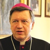  Abp J. Kupny skierował już dwa zaproszenia do papieża Franciszka. Czy uda mu się przekonać ojca świętego?