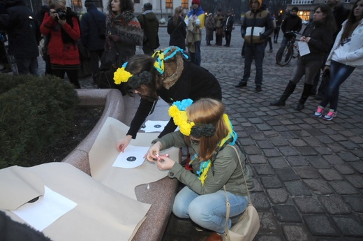 Krakowscy artyści dla Ukrainy