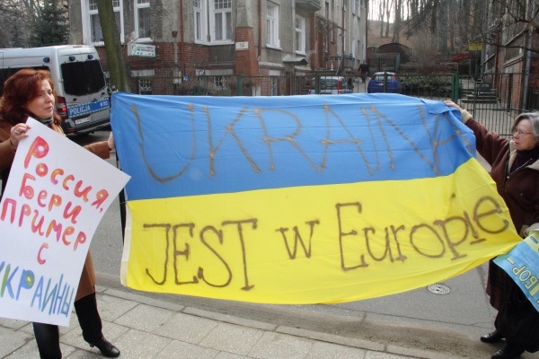 Protest przed rosyjskim konsulatem