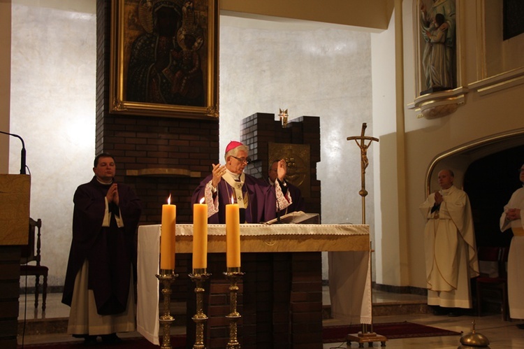 Poświęcenie Drogi Krzyżowej w Katowicach-Podlesiu