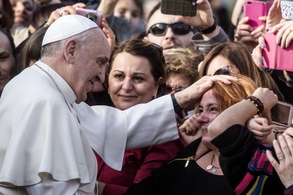 Franciszek: Miłosierdzie drogą pokoju