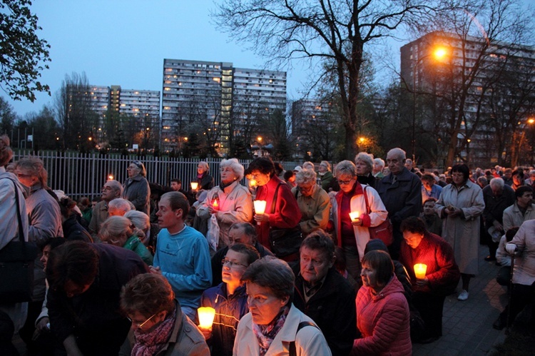 Droga Krzyżowa na os. Tysiąclecia 2014