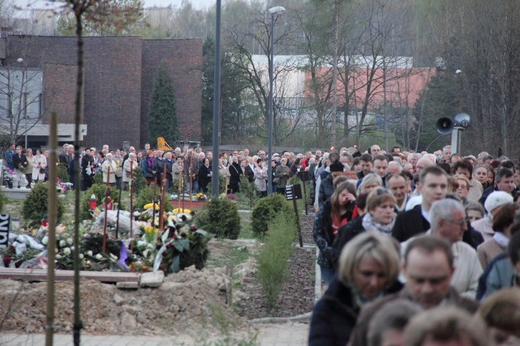 Droga Krzyżowa na os. Tysiąclecia 2014