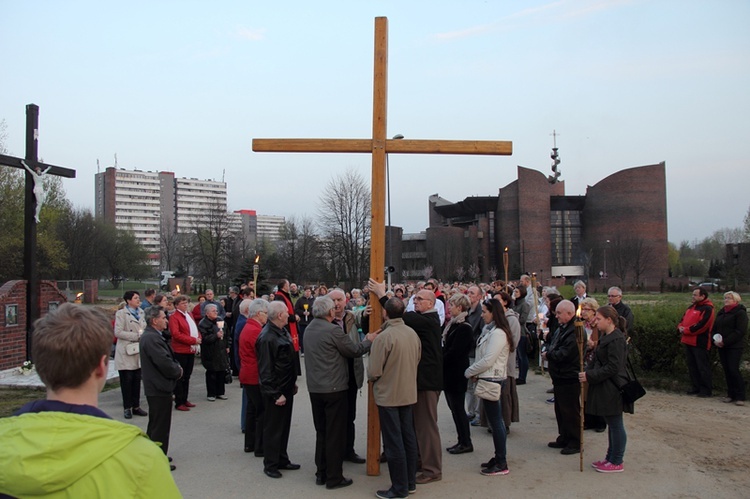 Droga Krzyżowa na os. Tysiąclecia 2014