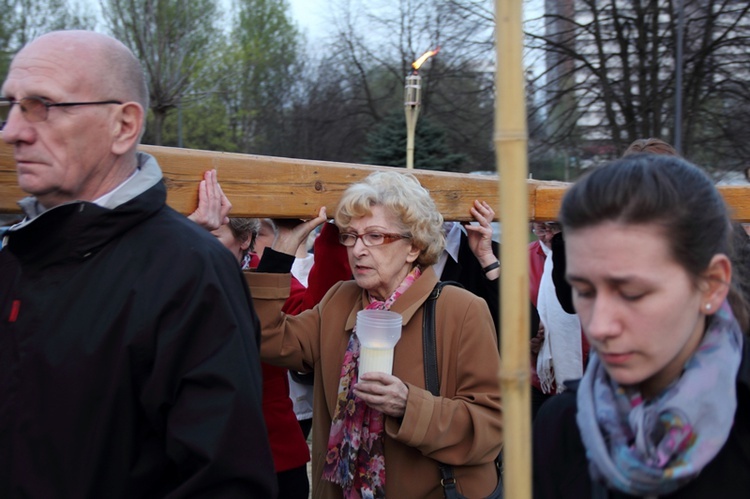 Droga Krzyżowa na os. Tysiąclecia 2014