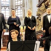 Koncerty wykonali znani śpiewacy operowi oraz kwartet smyczkowy Filharmonii Opolskiej