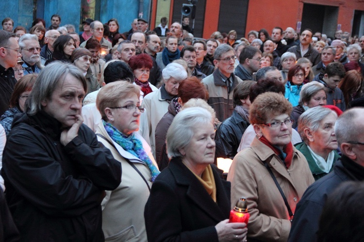 Droga Krzyżowa w Chorzowie 2014 