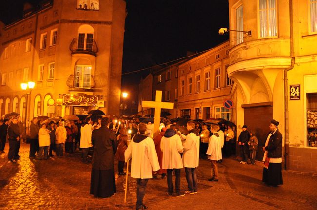 Droga Krzyżowa ulicami Połczyna-Zdroju